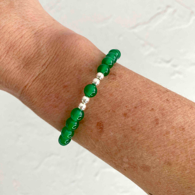 Emerald Green Agate Gemstone Bracelet. Bracelet for May Birthday. Gemstone jewellery. Green agate gemstone bracelet.