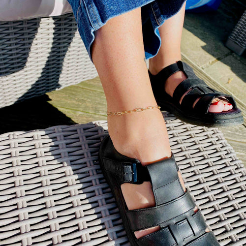 Gold chain ankle bracelet with paperclip chain. KookyTwo summer jewellery collection.