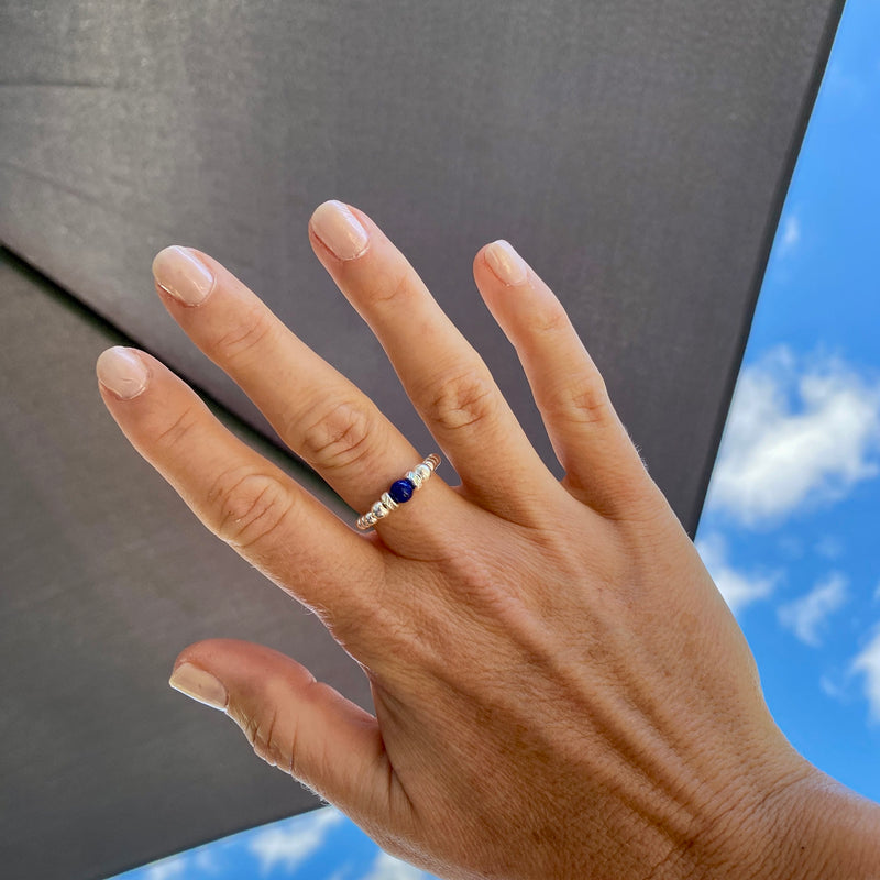 Silver stretch ring with lapis lazuli bead - KookyTwo