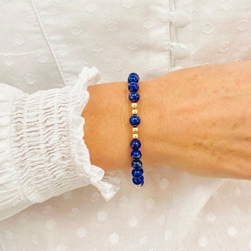 Lapis lazuli blue gemstone bracelet. Lapis lazuli gemstone jewellery.