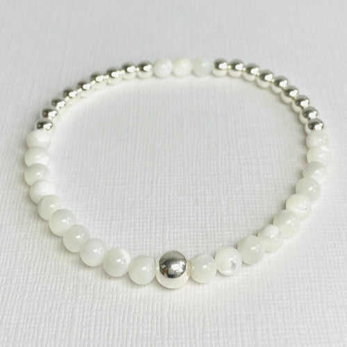 Mother of pearl gemstone bracelet with sterling silver beads. Bridal jewellery. Bridal bracelet.