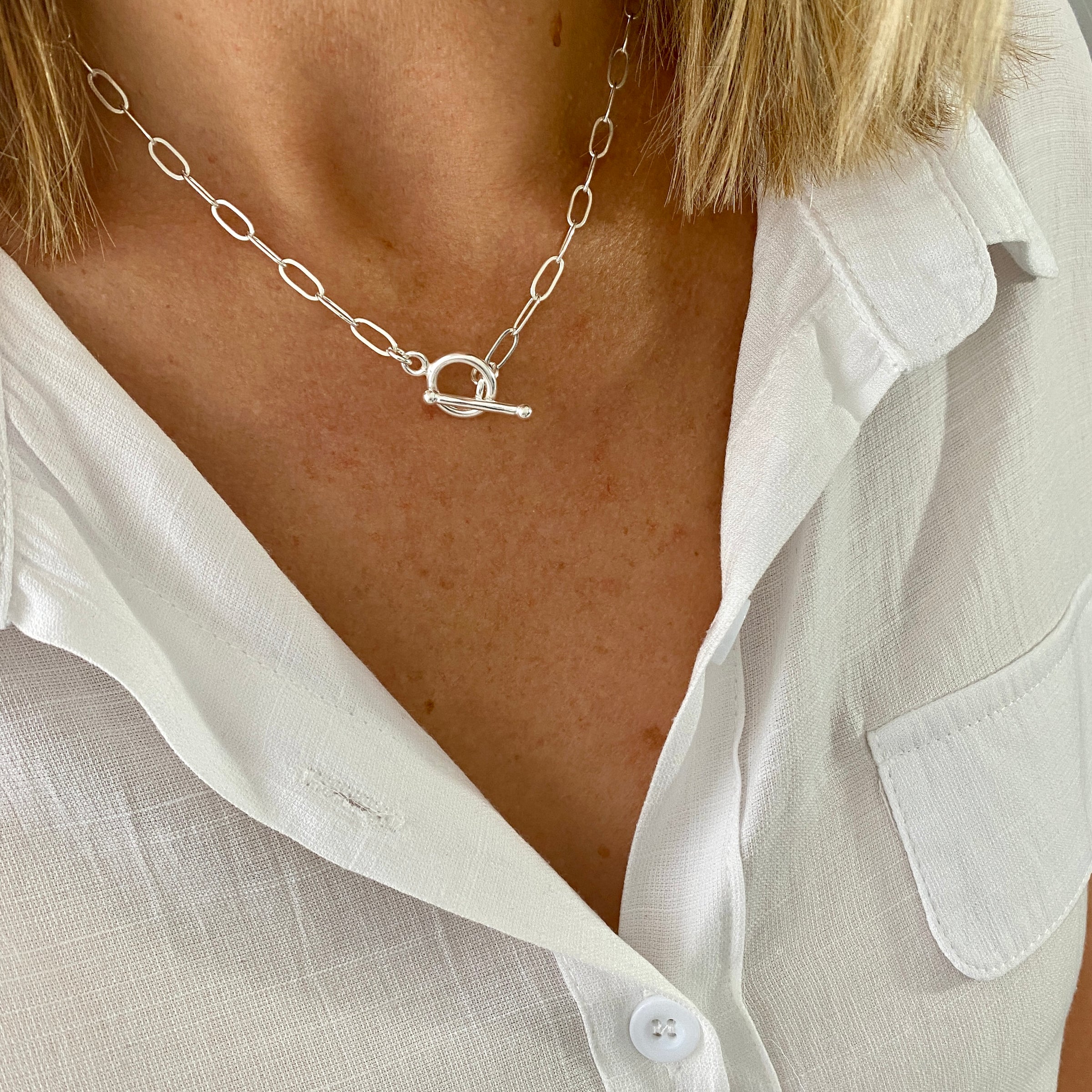 Double Hoop T-bar Necklace | Sterling silver | Pandora TH