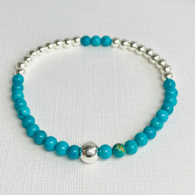 Turquoise bead bracelet with sterling silver beads. /handmade by KookyTwo. Summer jewellery style.